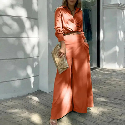 Summer set with knotted shirt and high-waisted palazzo pants