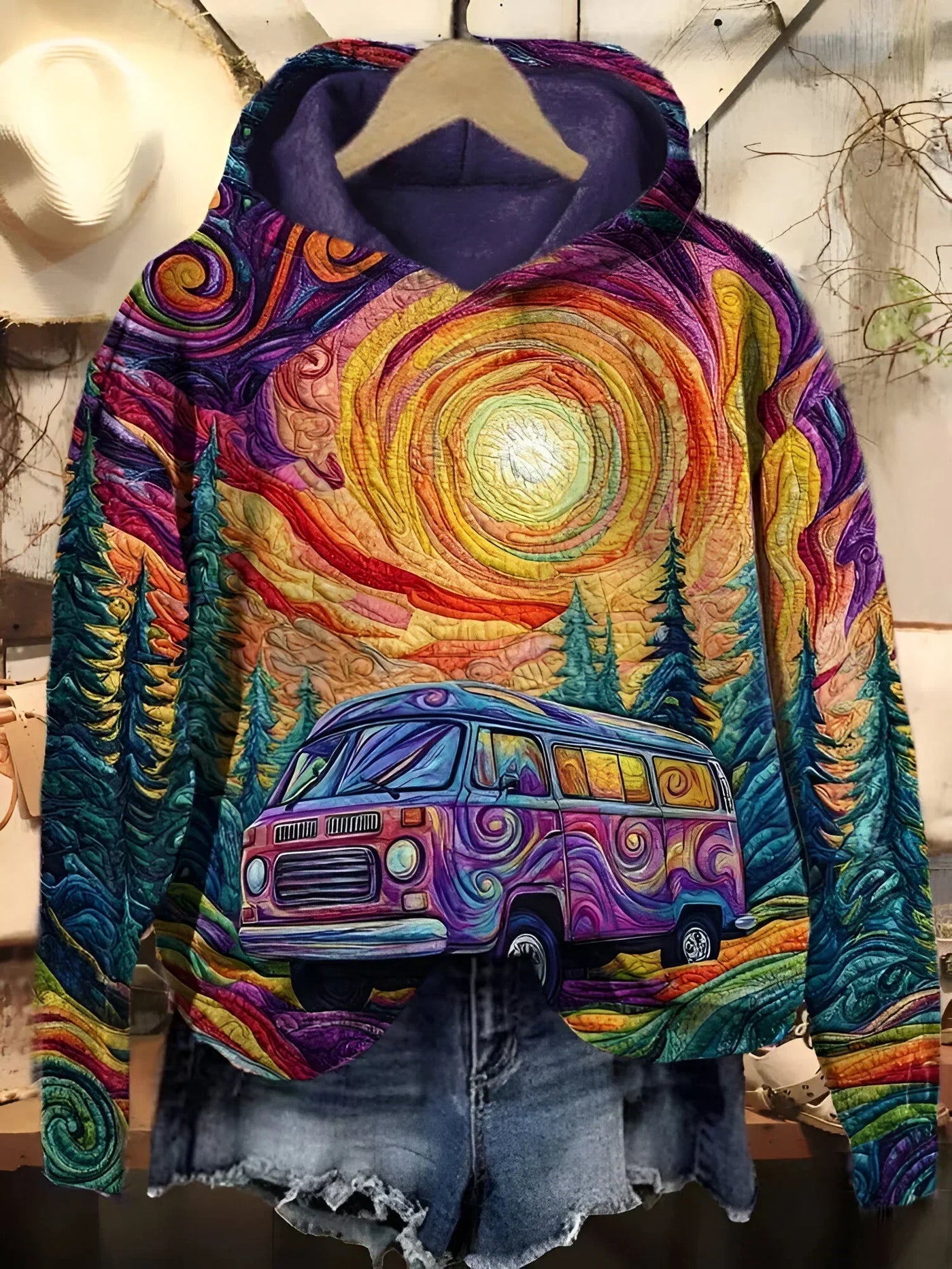 Evelyn | Colourful Hoodie with Van and Sunset